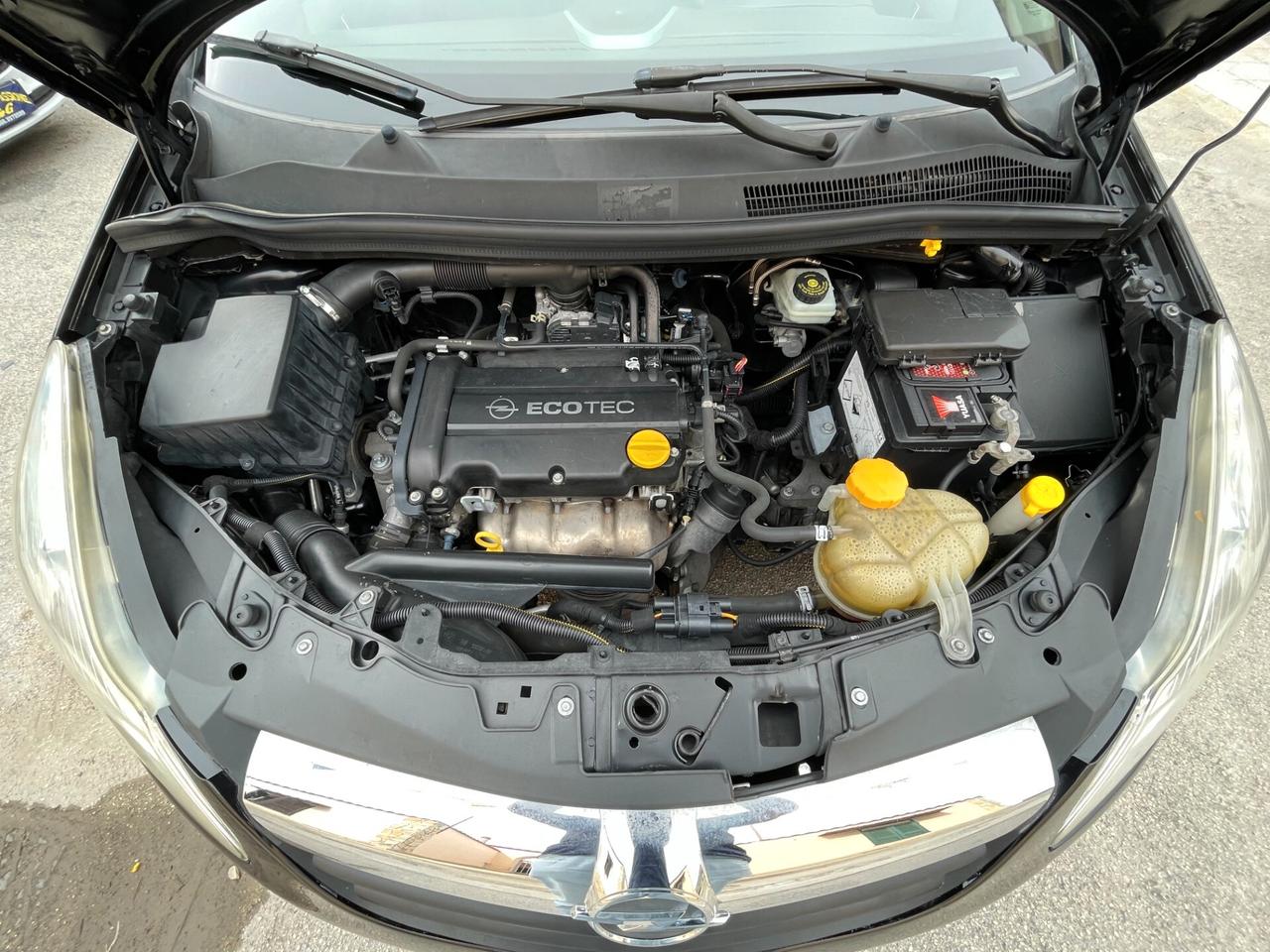 Opel Corsa 1.2 5 porte Enjoy