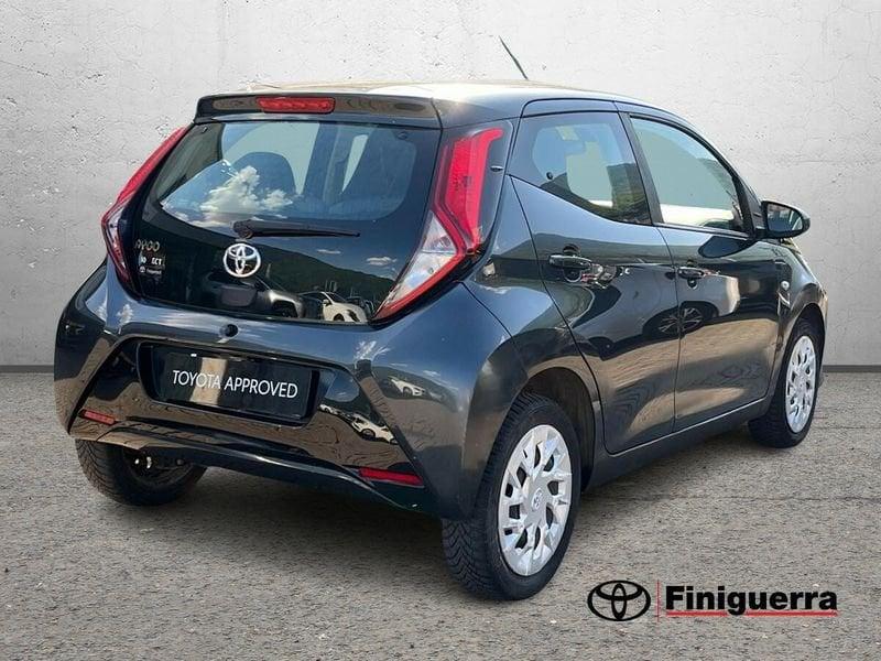 Toyota Aygo Connect 1.0 VVT-i 72 CV 5 porte x-clusiv