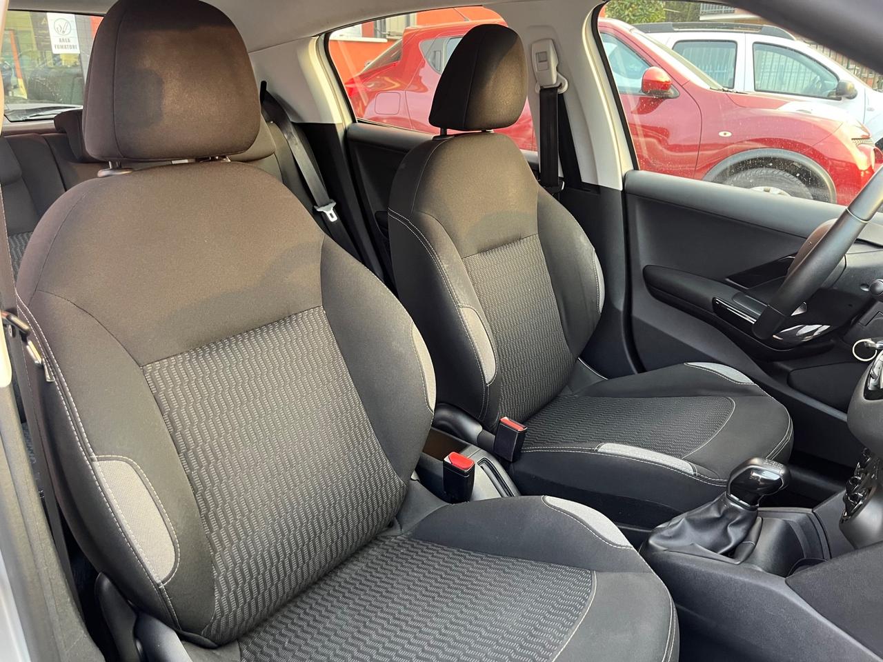 Peugeot 208 1.2 benzina 5 porte Allure