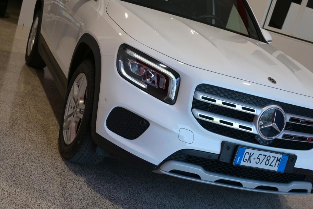 MERCEDES-BENZ GLB 200D 150CV AUTOMATIC BUSINESS EXTRA ( FARI LED - PELLE - CRUISE - NAVI PREMIUM - PARK ASSIST - TELECAMERA POST. - CERCHI 18 )
