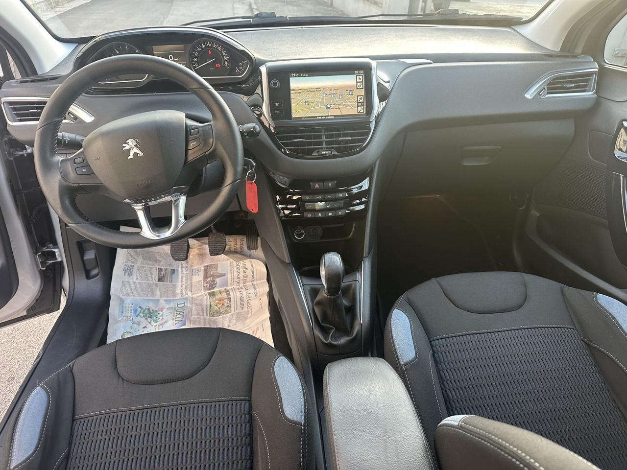 Peugeot 208 1.4 HDi 68 CV Allure 2014