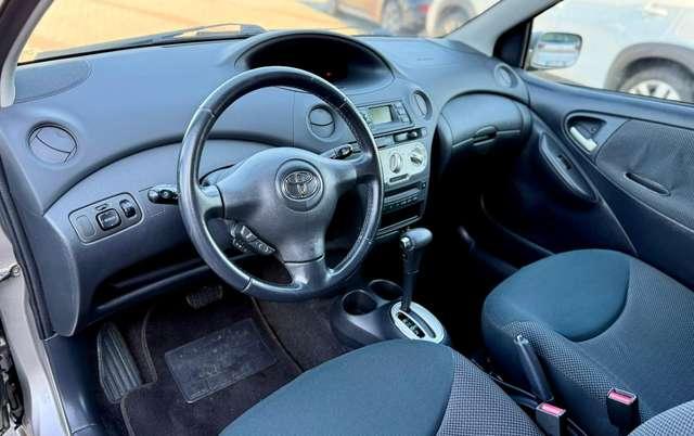 Toyota Yaris 3p 1.3 Sol auto
