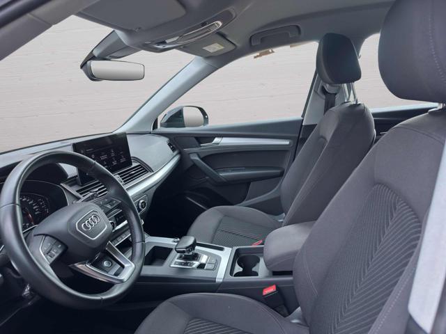 AUDI Q5 35 TDI S tronic Business