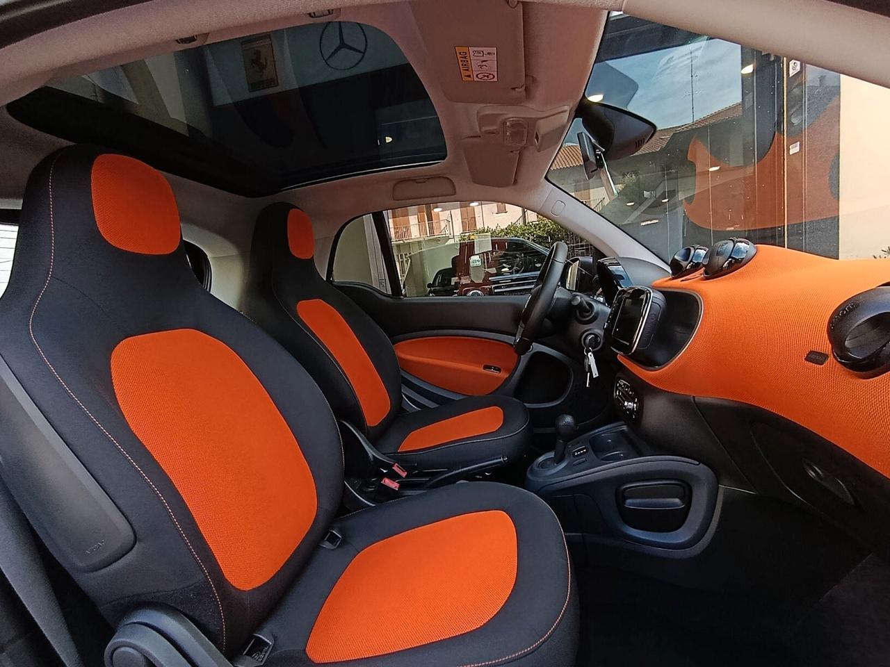 Smart ForTwo 70 1.0 twinamic Passion km 41,772 certificati
