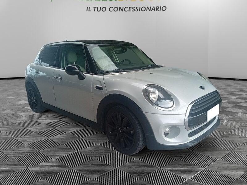 MINI Mini 5 porte Mini 5p 1.5 Cooper D Hype auto