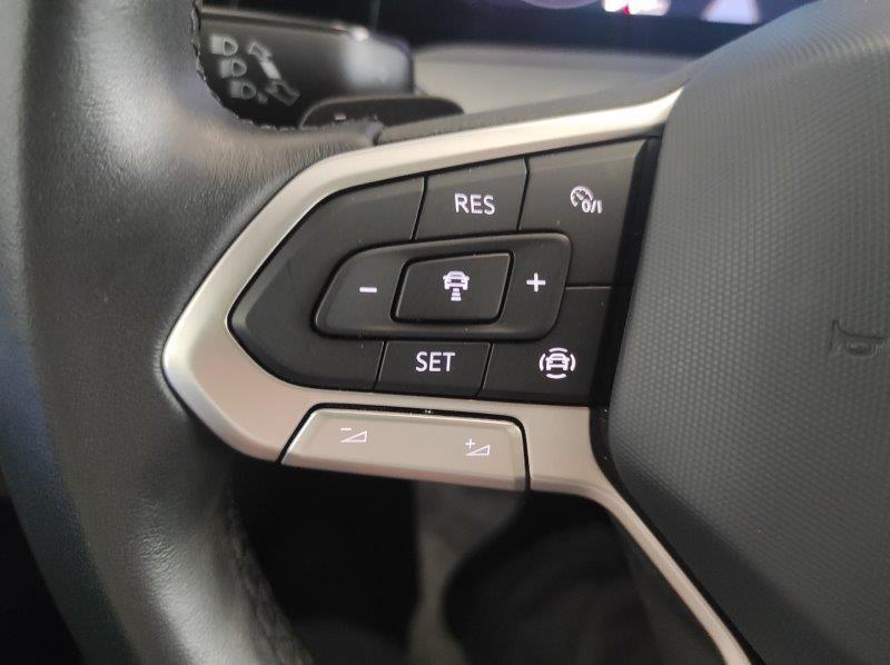 VOLKSWAGEN Golf 8ª serie - Golf 1.0 eTSI EVO DSG Life