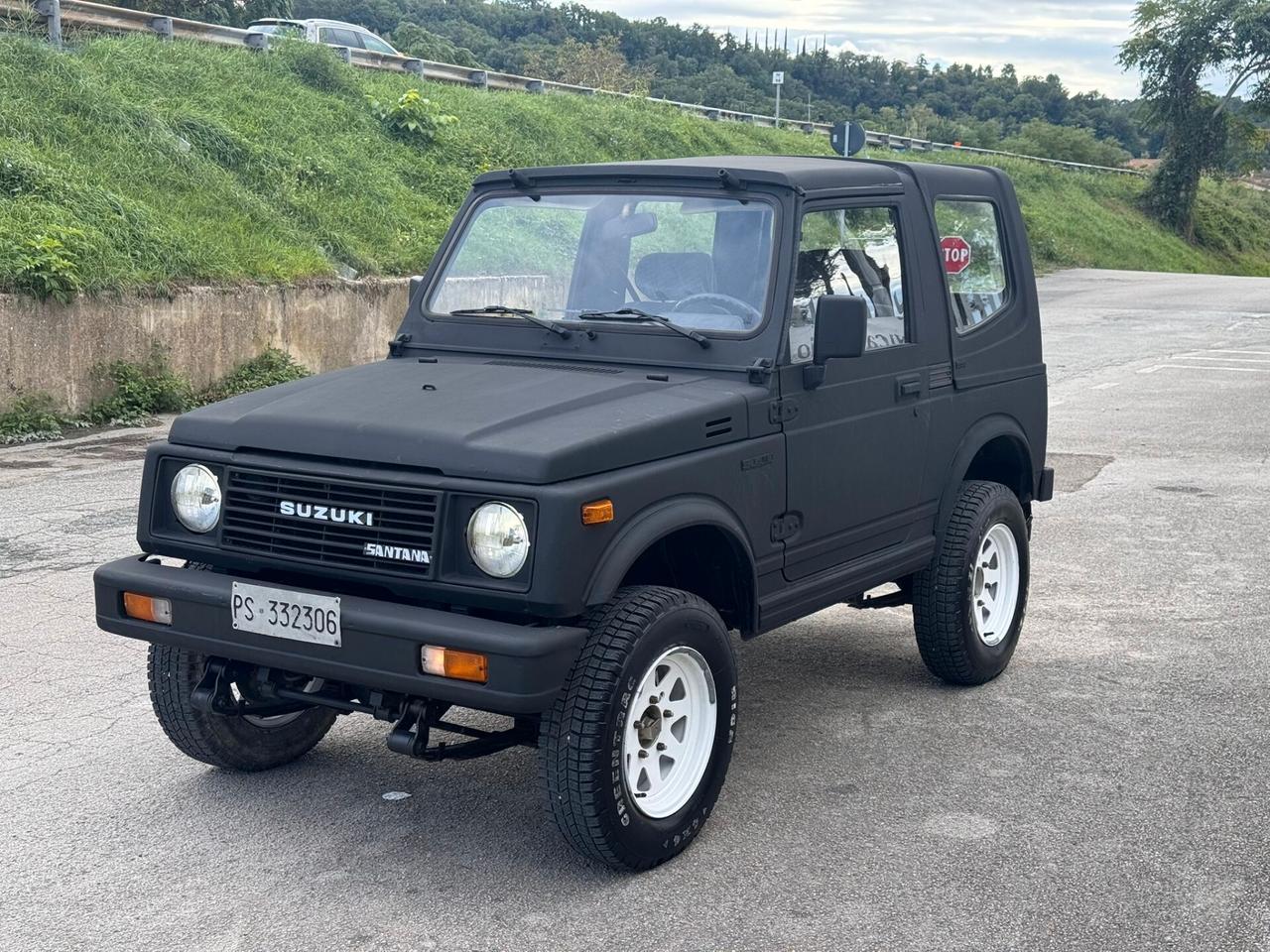 Suzuki Santana