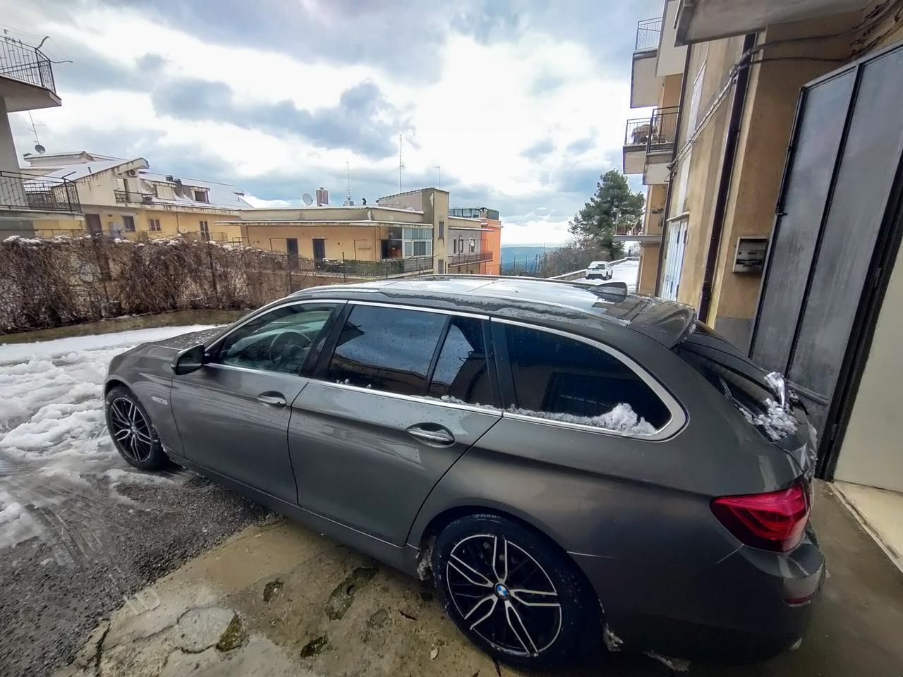 Bmw 520 520d xDrive Touring Luxury