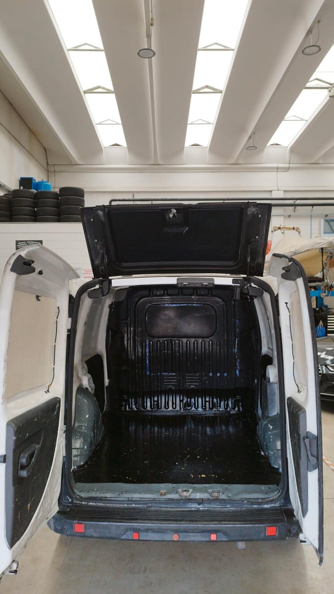 Fiat Doblo Doblò 1.3MJ 16V 85CV DPF PC-TN Car.LamSX