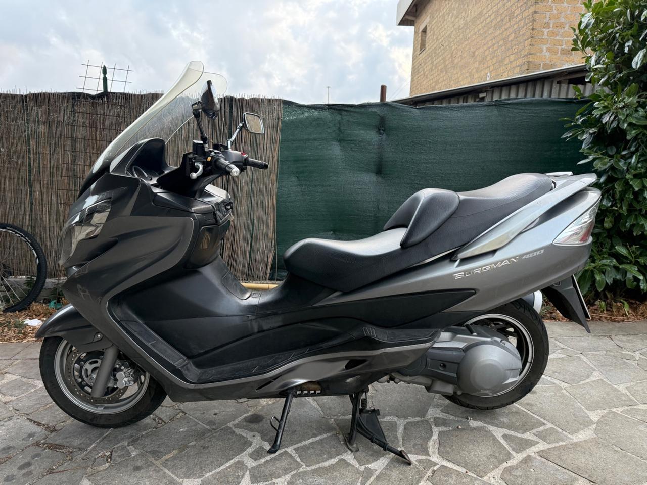 Suzuki Burgman 400 Manopole riscaldate