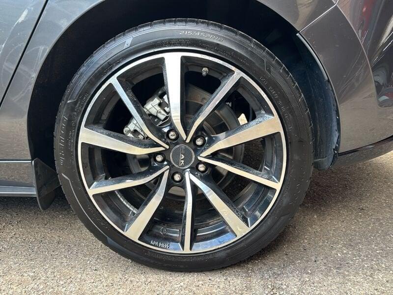 Mazda Mazda3 Mazda3 2.0L e-Skyactiv-G M Hybrid Exclusive