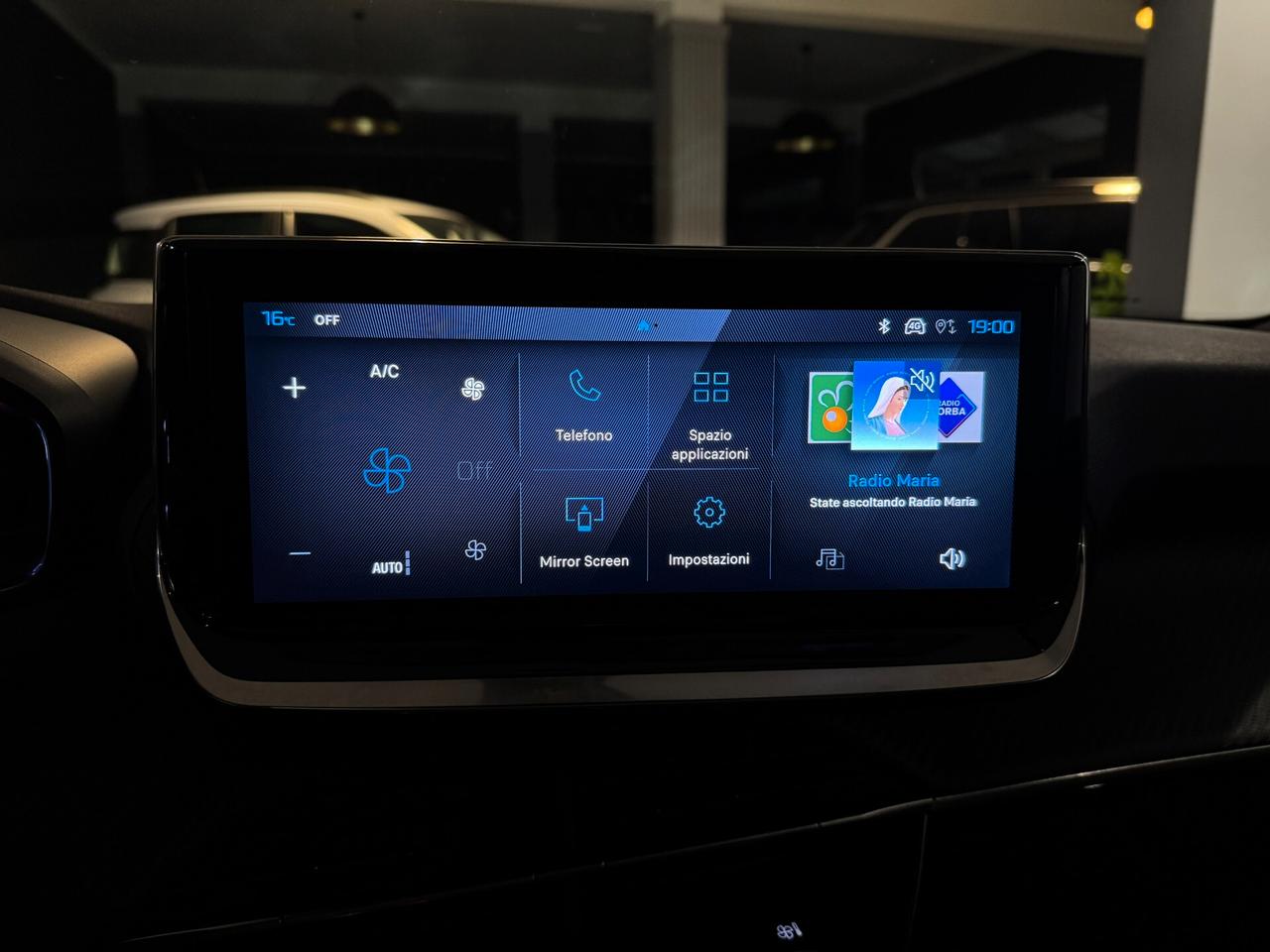 PEUGEOT 2008 1.2 PURETECH ALLURE 2025