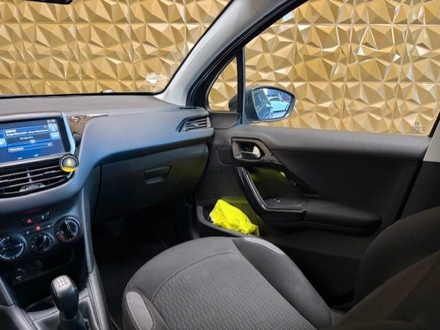 Peugeot 208 BlueHDi 75 5 porte Allure
