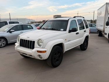 Jeep Liberty 3.7 V6 4X4 automatico 212cv