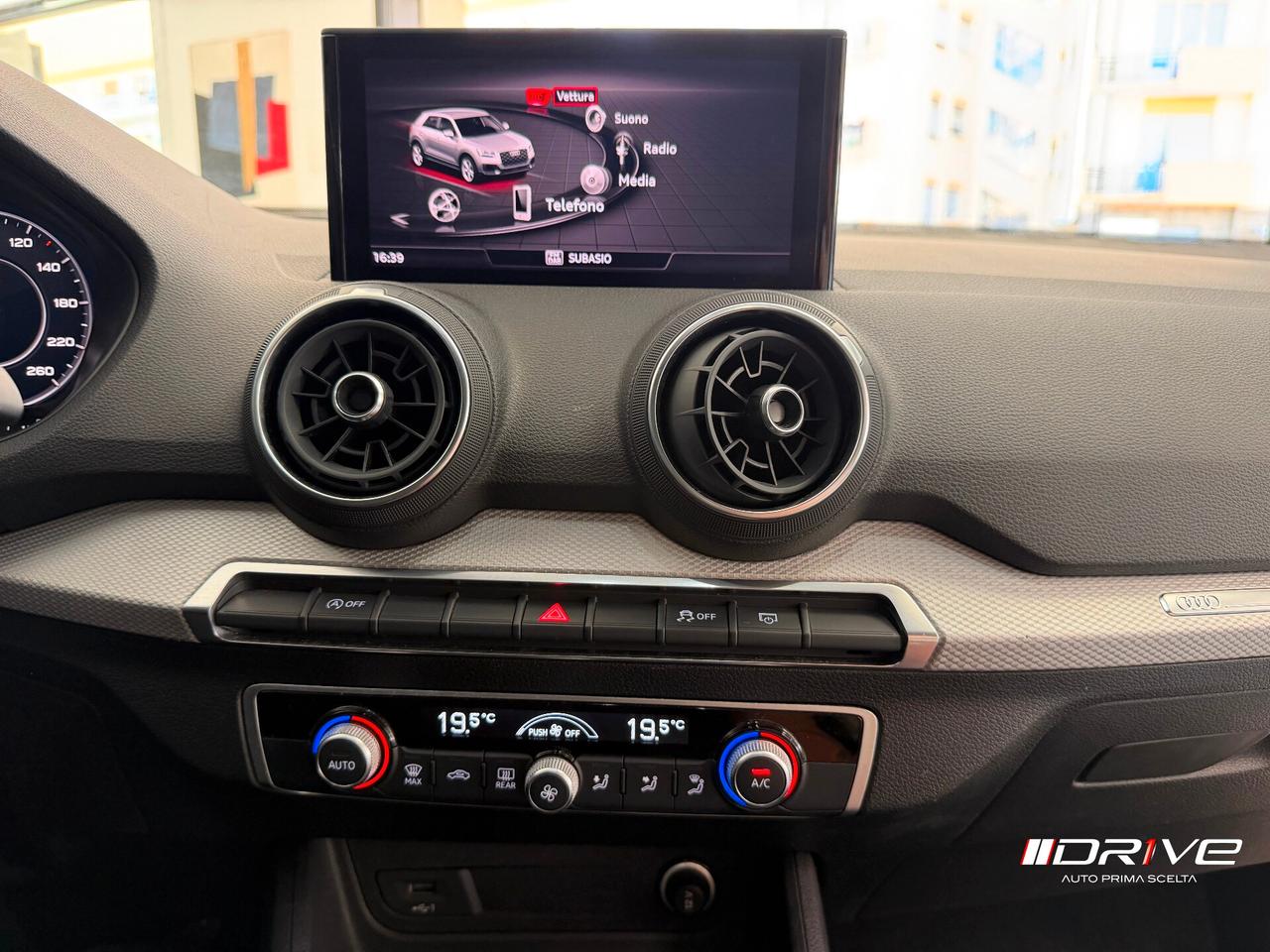 AUDI Q2 Q2 35 TFSI S tronic Admired
