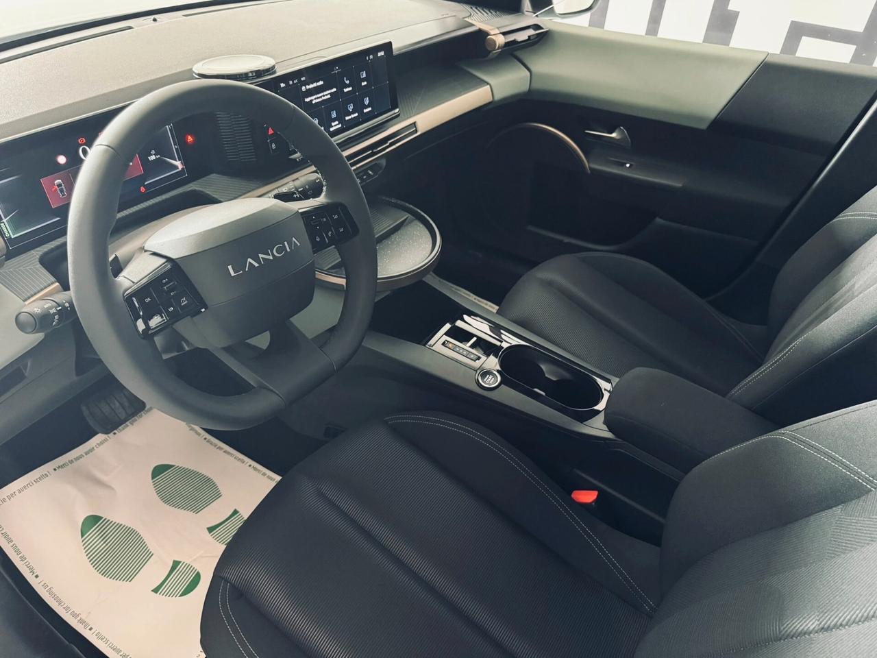 Lancia Ypsilon Hybrid e-DCT Garanzia 2029