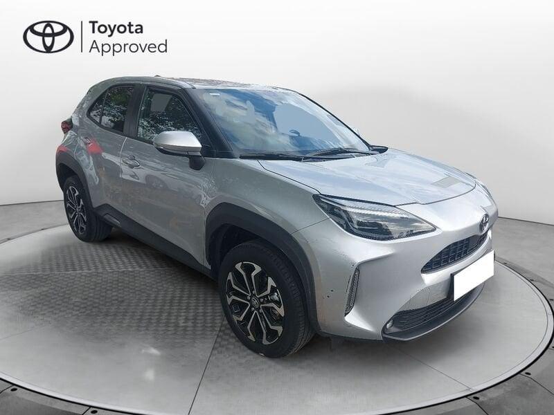 Toyota Yaris Cross 1.5 Hybrid 5p. E-CVT AWD-i Trend