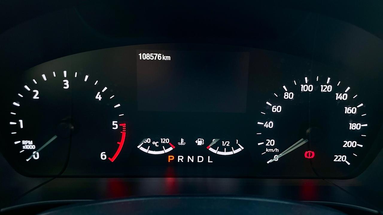 FORD KUGA 1.5 2WD ECOBLUE TITANIUM 120CV - FULL LED, TETTO, NEOPATENTATI