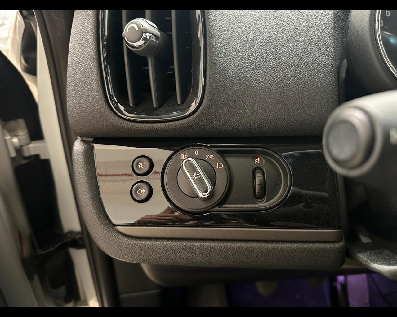 MINI Mini Countrym.(F60) - Mini 1.5 Cooper Hype Countryman