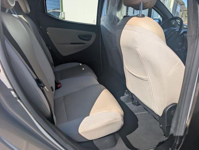 LANCIA Ypsilon 1.2 69 CV 5 porte S&S Platinum