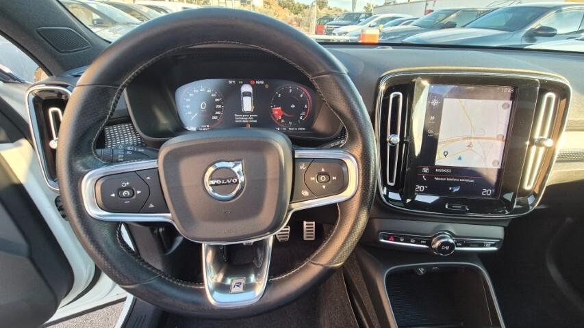 Volvo XC40 D3 AWD R-design (TETTO APRIBILE) - 2019