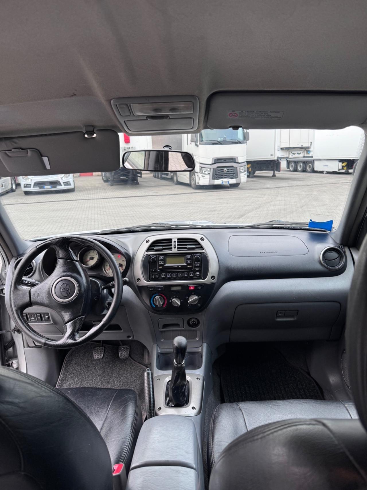 Toyota RAV 4 RAV4 2.0 Tdi D-4D cat 5 porte Sol