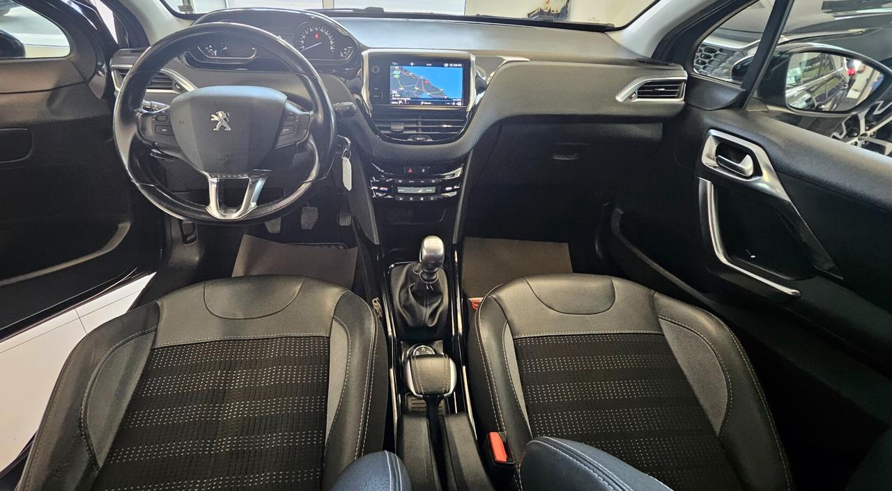 Peugeot 2008 BlueHDi 120 S&S Crossway