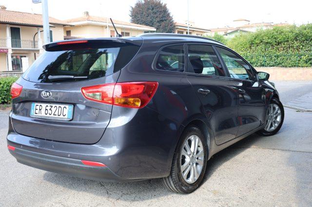KIA cee'd 1.4 CVVT SW Navi Tel USB Android Apple NEOPATENTAT