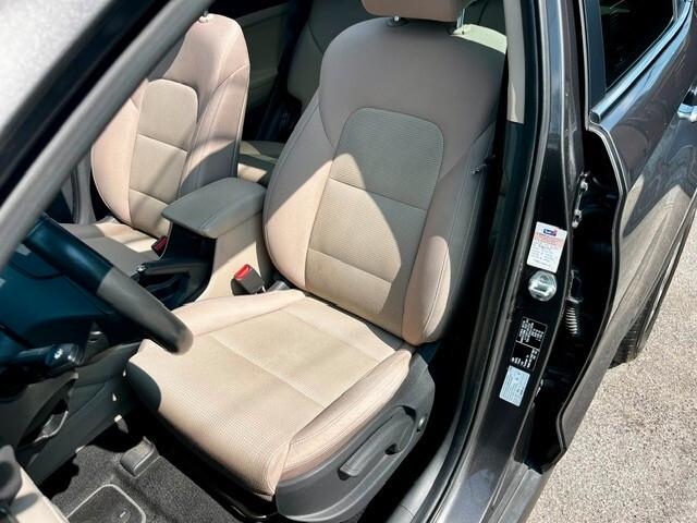 Hyundai TUCSON 1.7 crdi Xpossible 2wd 115cv " TETTO / NAVI / TELECAMERA/....