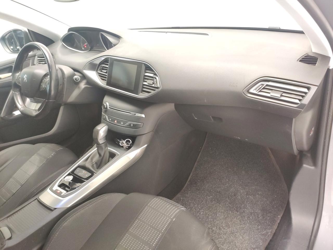 Peugeot 308 BlueHDi 150 S&S SW Allure
