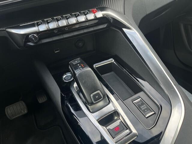 Peugeot 3008 PELLE TELECAMERA POST 130CV SENSORI A