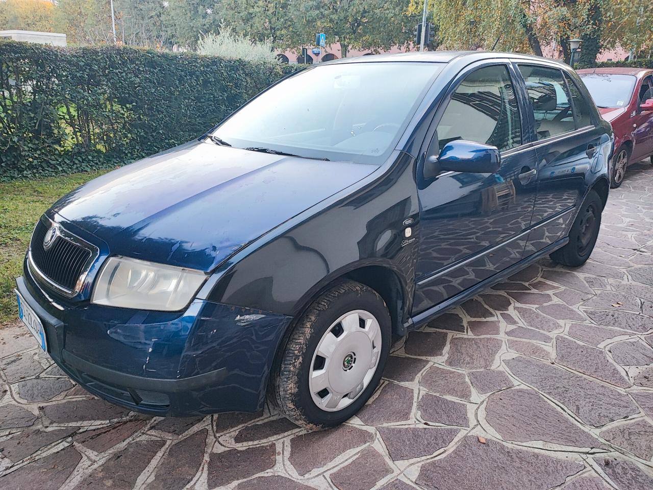 Skoda Fabia 1.4 benzina 5 porte neopatentati