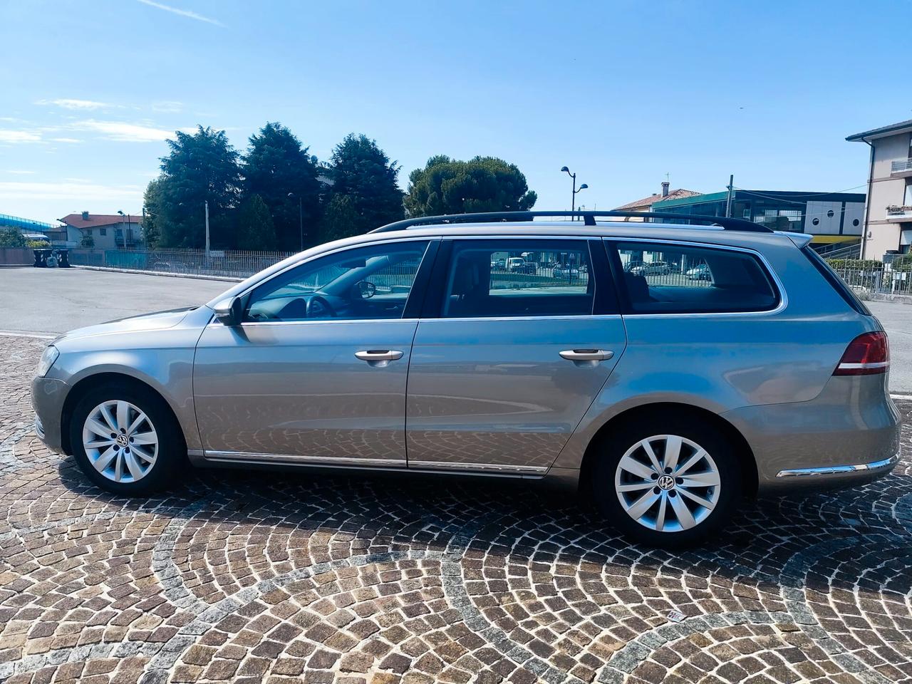 Volkswagen Passat Var. 2.0 TDI Highline BlueM.Tech.