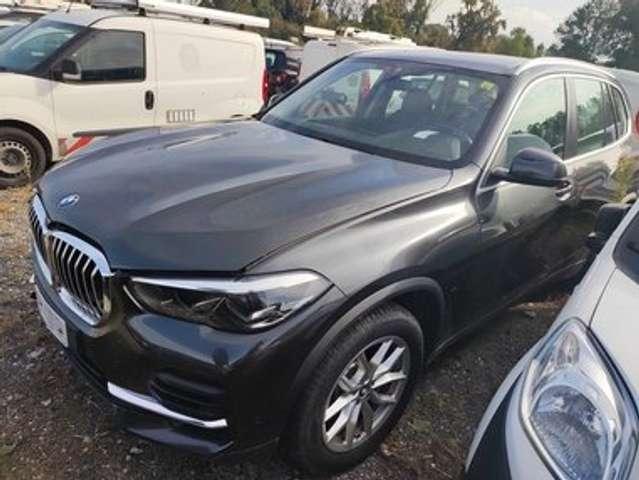 BMW X5 x drive25d Business auto
