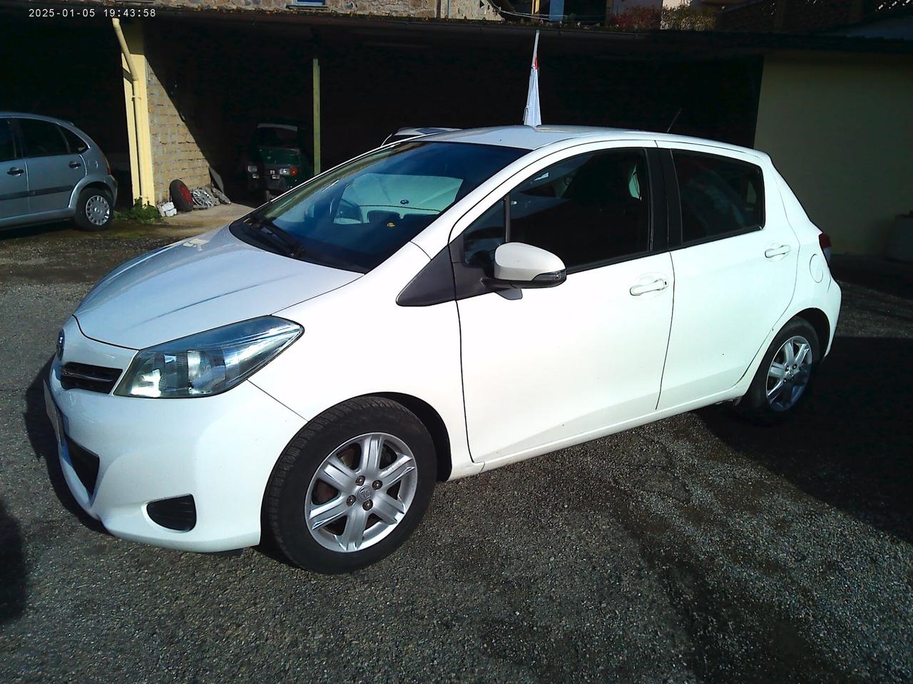 Toyota Yaris 1.0 5 porte Lounge