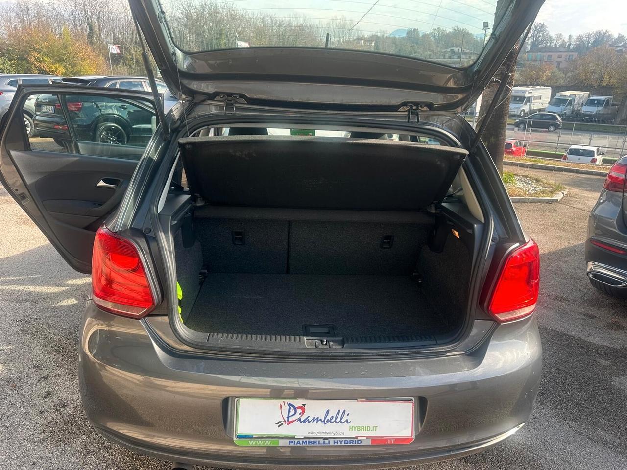 Volkswagen Polo 1.4 5 porte Highline NEOPATENTATI