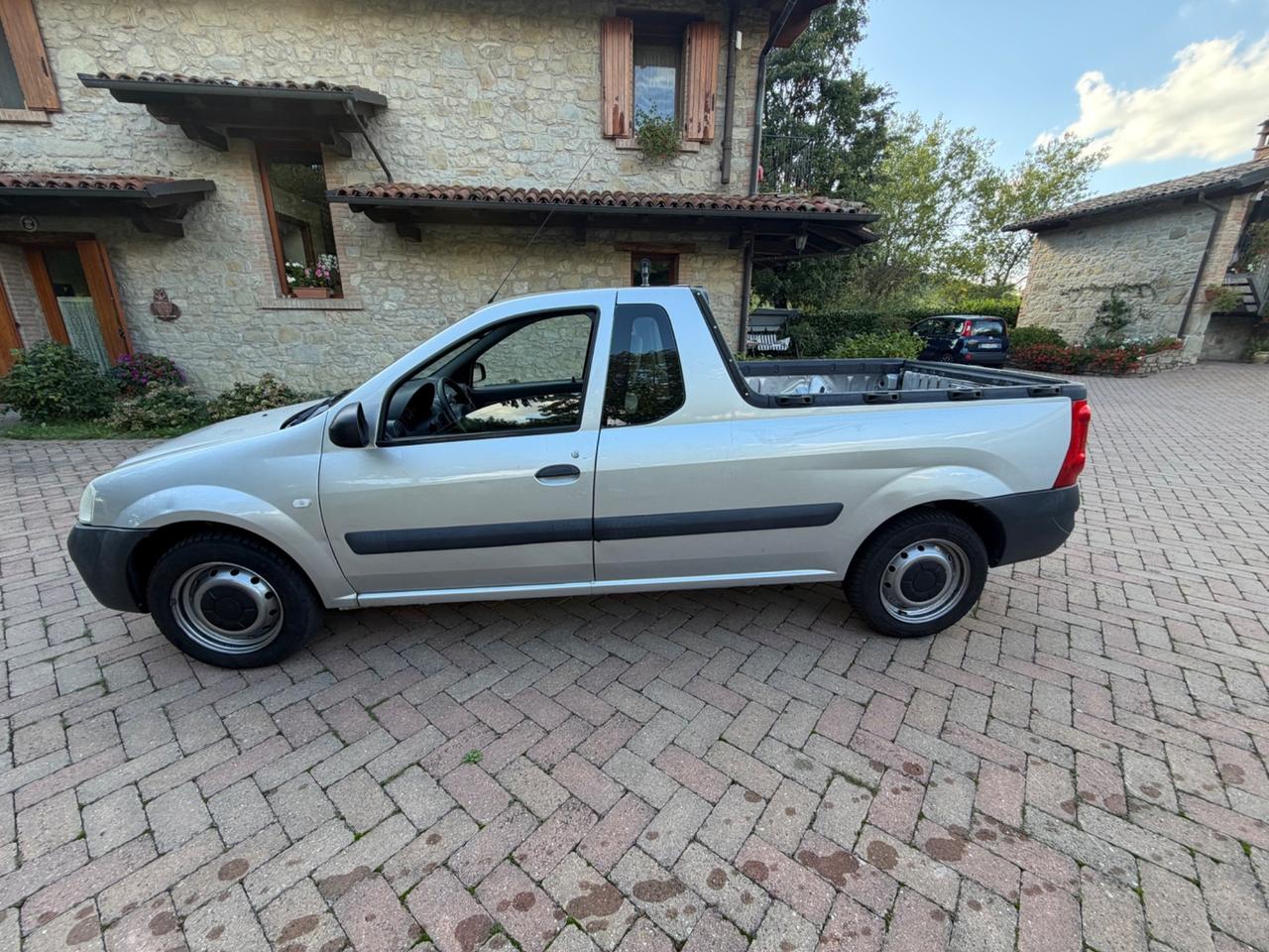 Dacia Logan 1.6 BENZINA/GPL Pik Up 2 POSTI