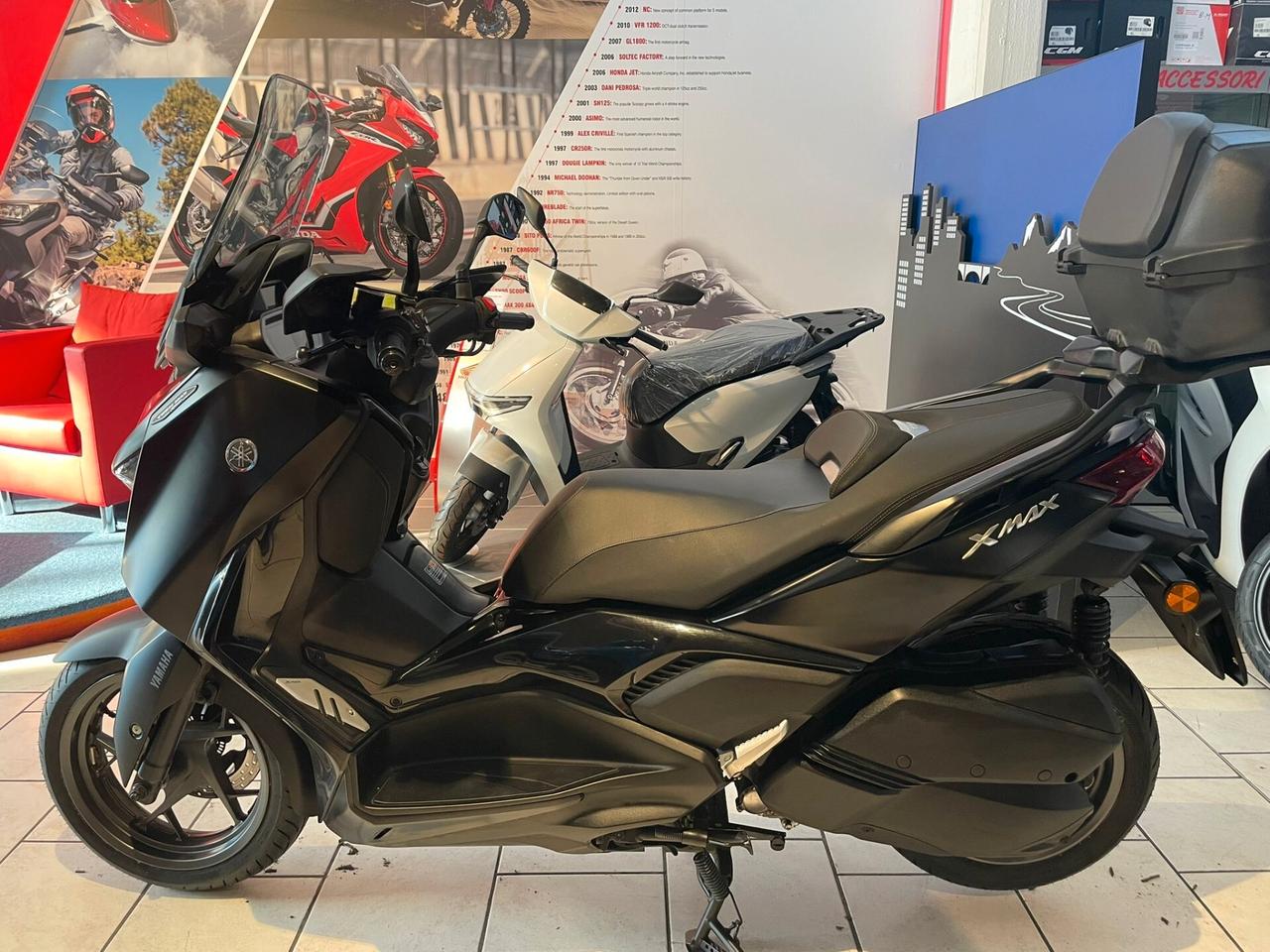Yamaha X-Max 300