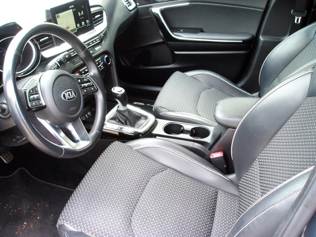 Kia Ceed 1.4 T-GDi DCT SW Business Class