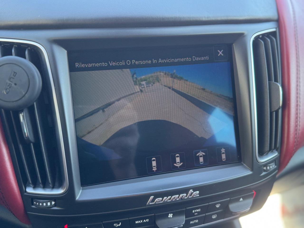 MASERATI LEVANTE 3.0 D V6 250 GRANSPORT IVA ESPOSTA