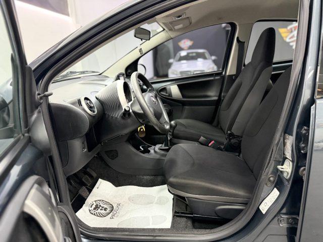 TOYOTA Aygo 1.0 12V VVT-i 5 porte Lounge Connect