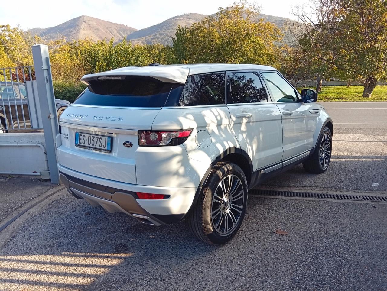 Land Rover Range Evoque 2.2 TD4 5p. Dynamic