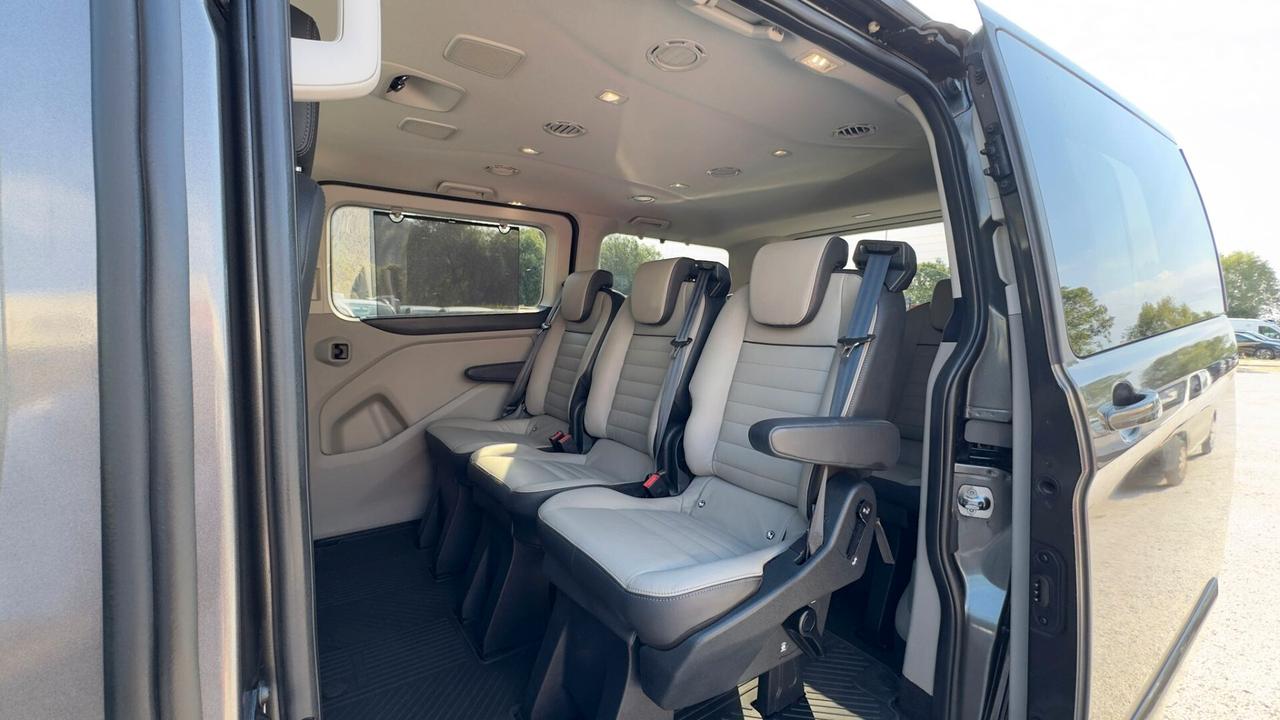 Ford Tourneo Custom 320 2.0 TDCi 185CV PC Titanium X