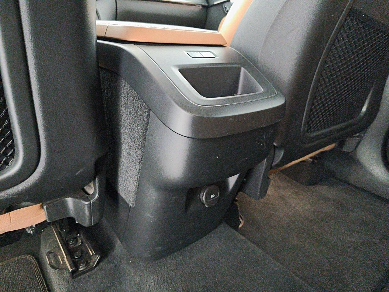 Volvo XC90 2.0 b5 Inscription awd 7 Posti