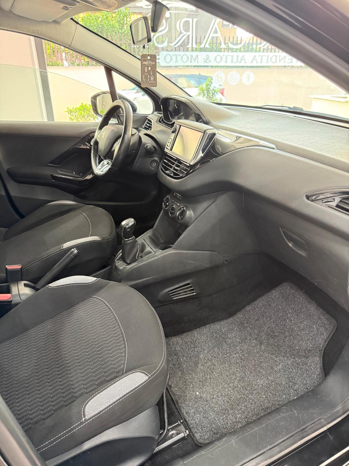 Peugeot 208 BlueHDi 75 5 porte Allure