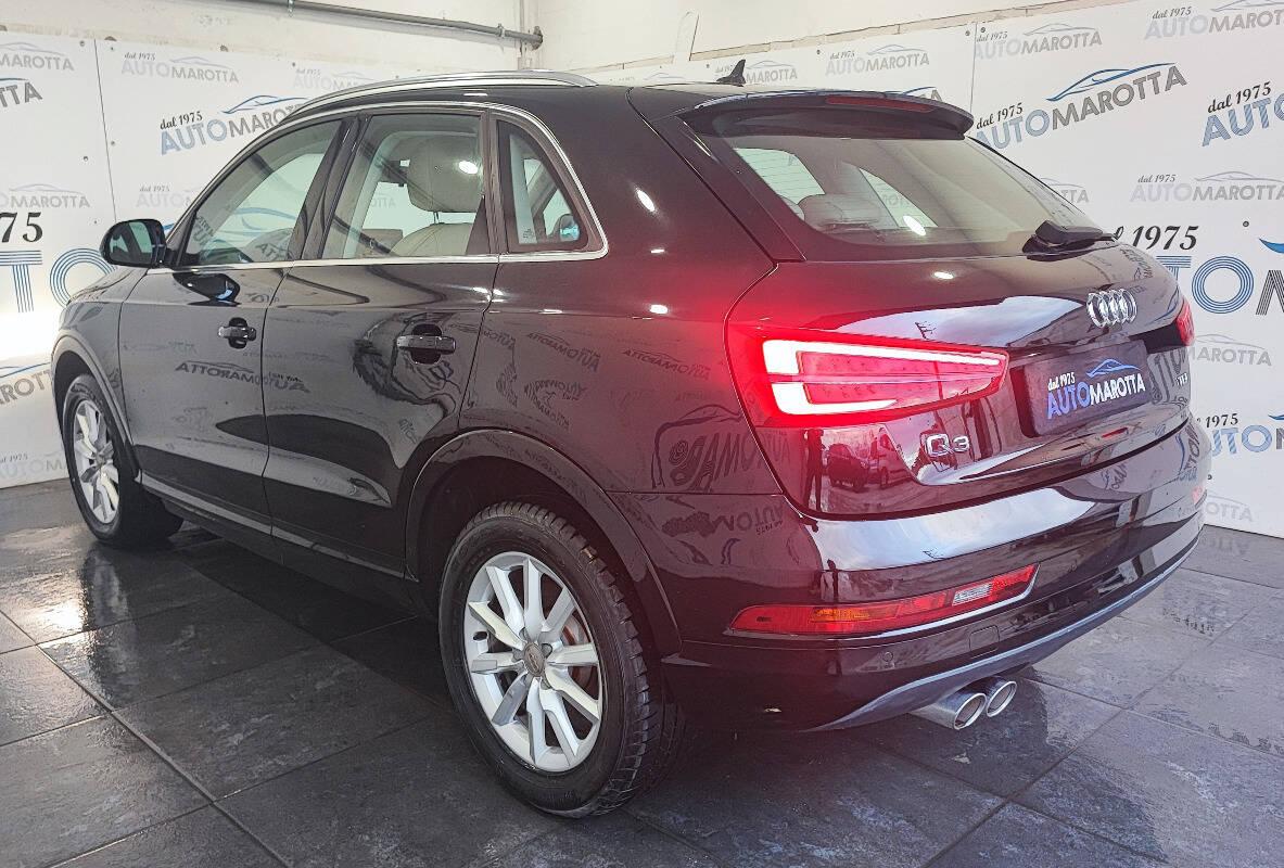 Audi Q3 2.0 tdi Sport 150cv s-tronic