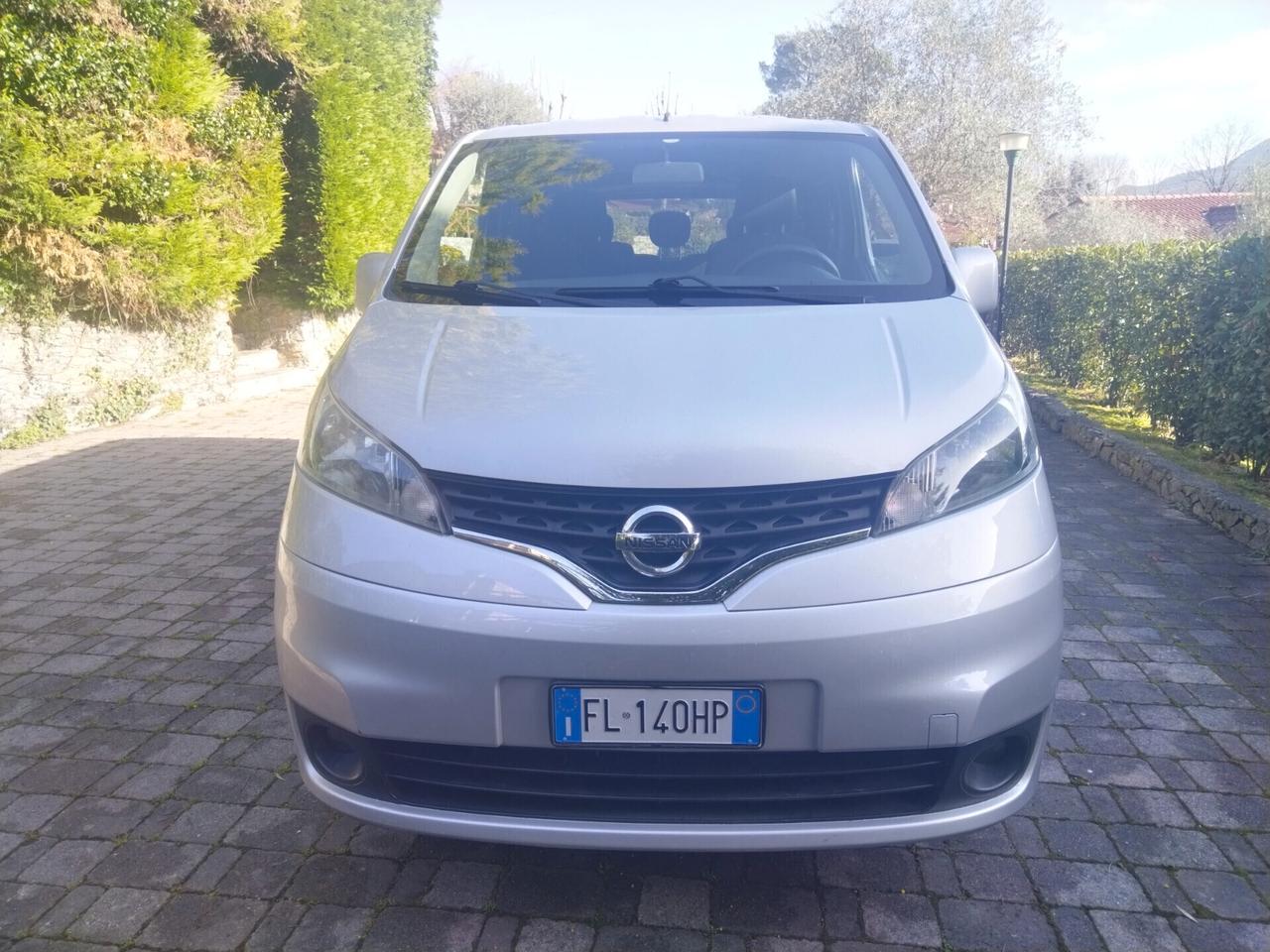 Nissan Evalia 110cv Euro6, 7 posti, Uniproprietario, Gancio traino