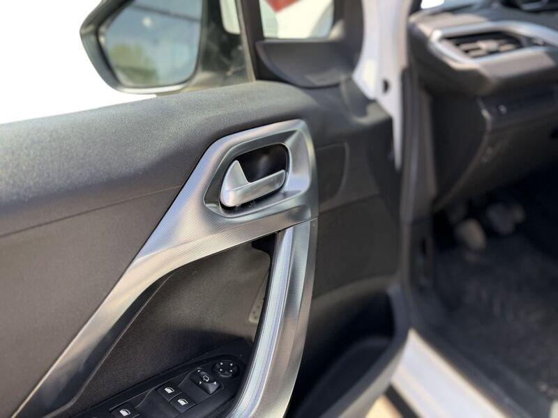 Peugeot 2008 2008 1.6 bluehdi Allure 100cv my16