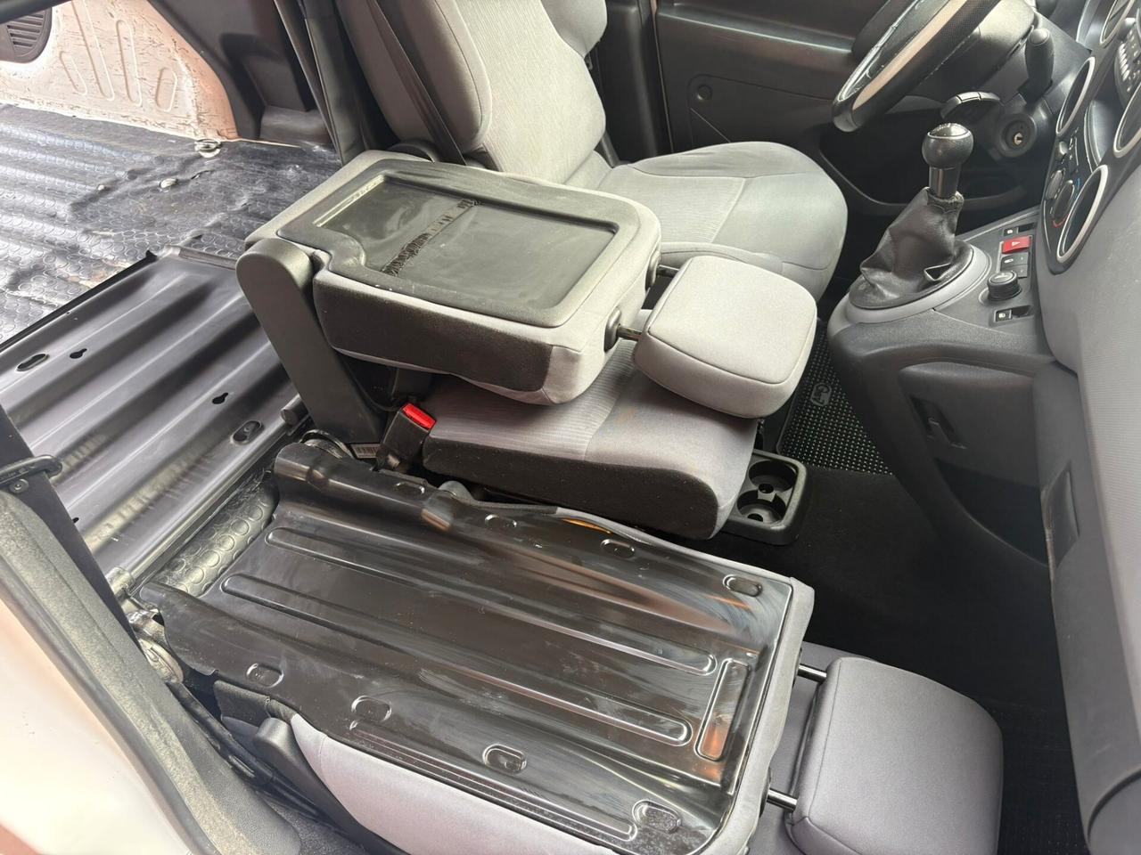 Peugeot Partner 1.6 8V HDi 90CV FAP L1 2 posti Furgone