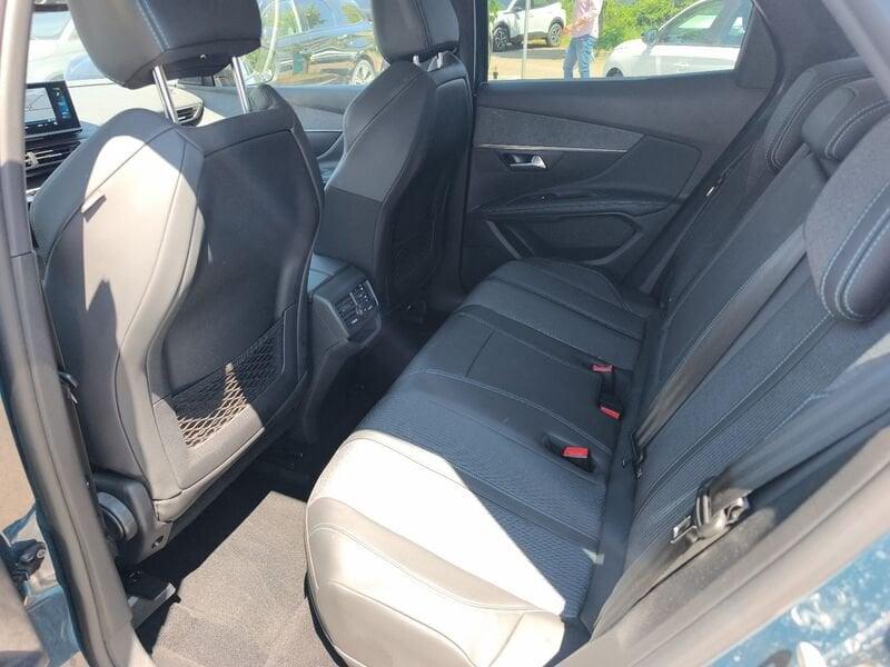 Peugeot 3008 II 2021 1.6 hybrid phev Allure 225cv e-eat8
